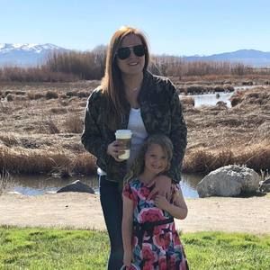 Meet your Posher, Victoria